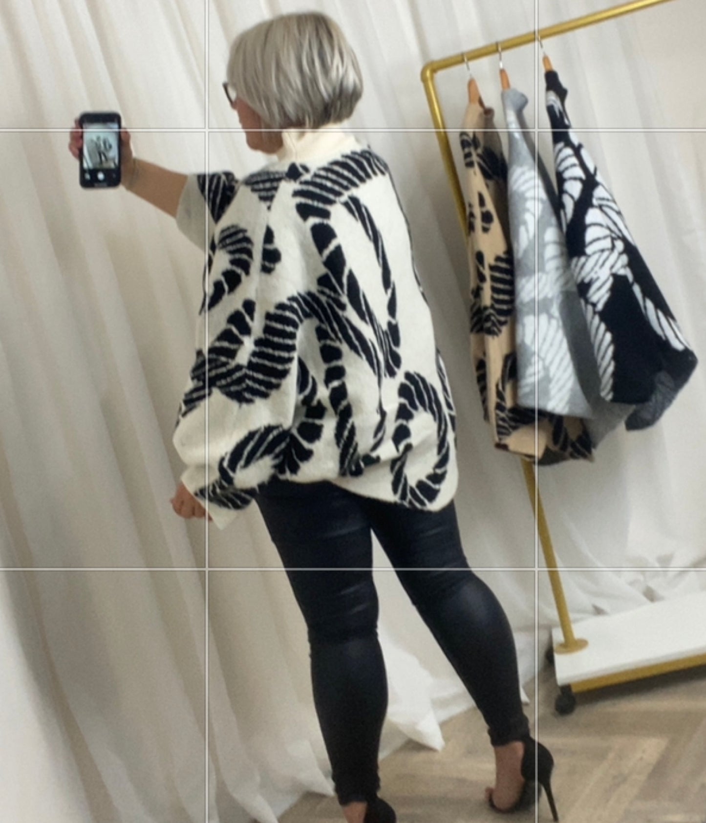 Rope Print Knit In Cream And Black