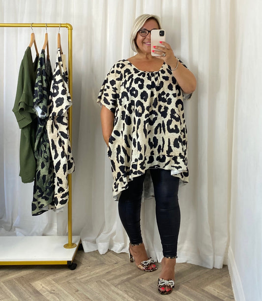 Oversized Leopard Top In White