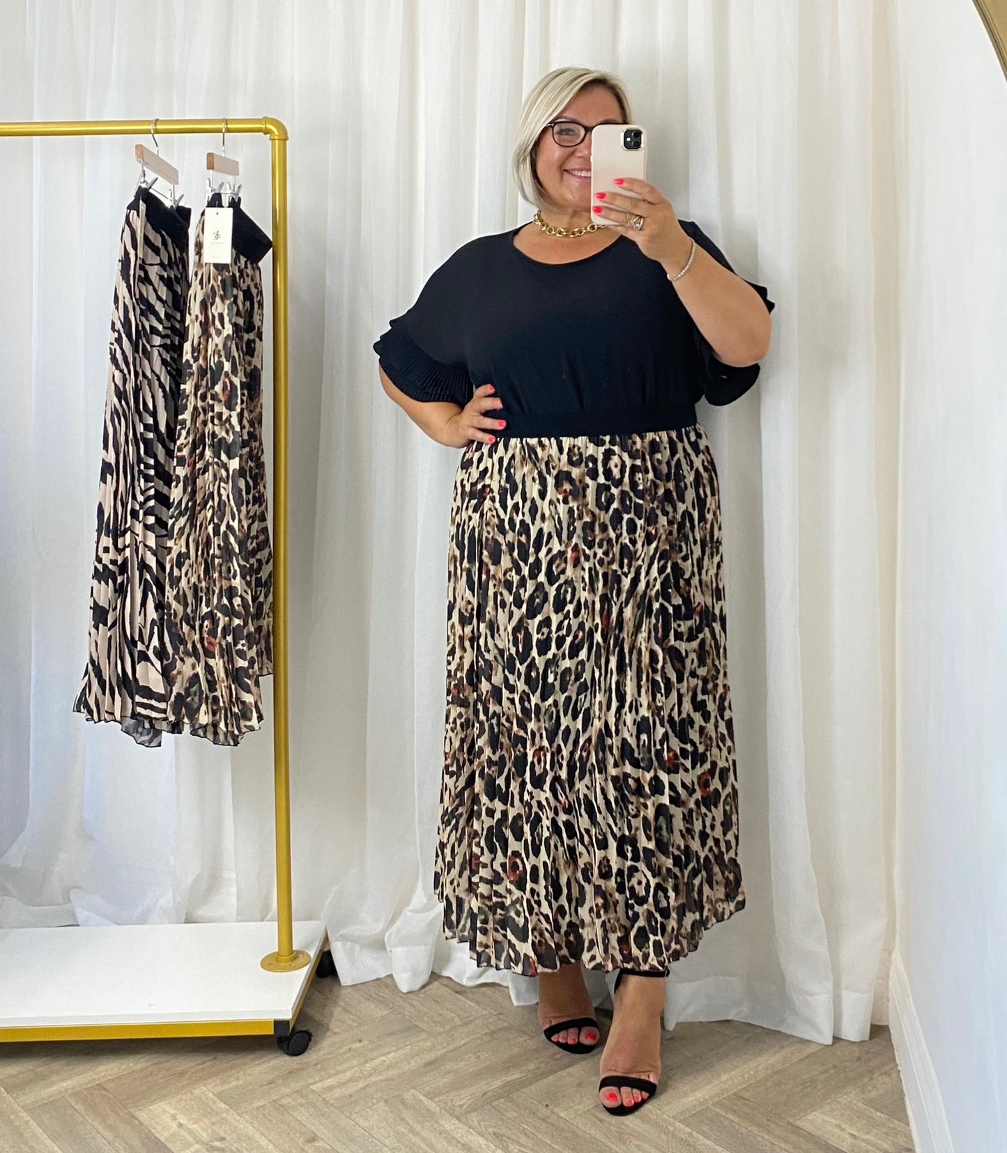 Leopard Pleated Skirt